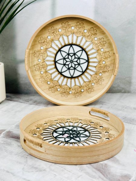 طقم صواني خشب دائري قاعدة زجاج مزغرفة