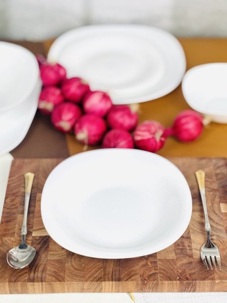 صحن اوبال شوعاني مربع ابيض سادة 24CM