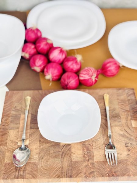 زبدية اوبال شوعاني مربع ابيض سادة مجور 15CM