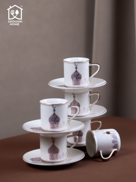 طقم 6 فناجين قهوة مع 6 صحون اوف وايت محزز ذهبي مرسم شكل مسجد كتابة ( بالمحبة )