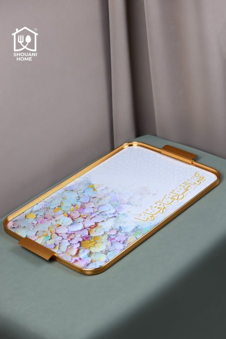 صينية تقديم اوف وايت موردة زهري اطار ذهبي كتابة { كَضَوْءِ الشَّمْسِ أَدْفَأْتُمْ قُلُوبَنا }