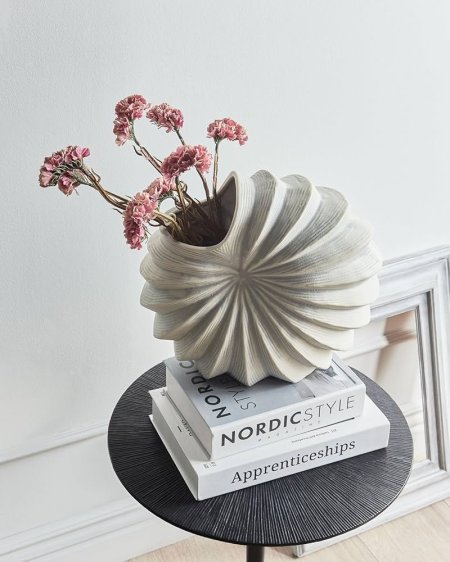 فازا بورسلان كلاسيكي شكل صدفة محزز