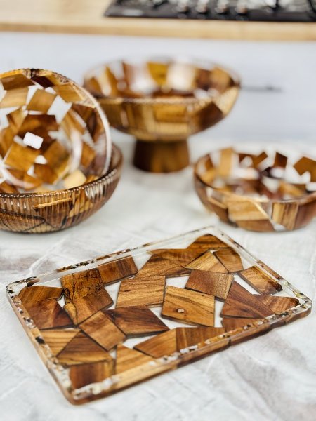 صحن تقديم اكروليك ريزن مع قطع خشبية