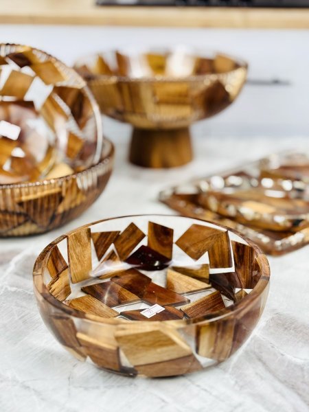 جاط ريزن وخشب بني مجور