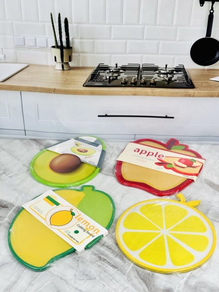 لوح تقطيع عظم أشكال مع تعليقة