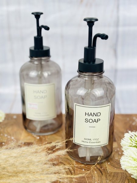 مصبنة / علبة صابون سائل شفاف زجاج مع غطاء اسود