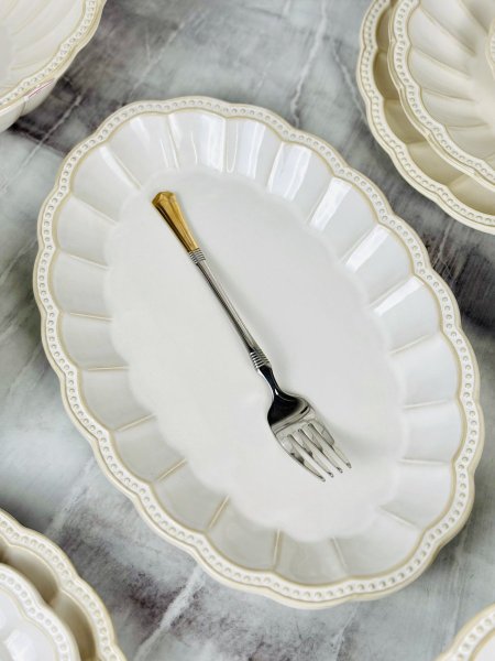 جاط رز بورسلان بيج محفر ملكي 32CM