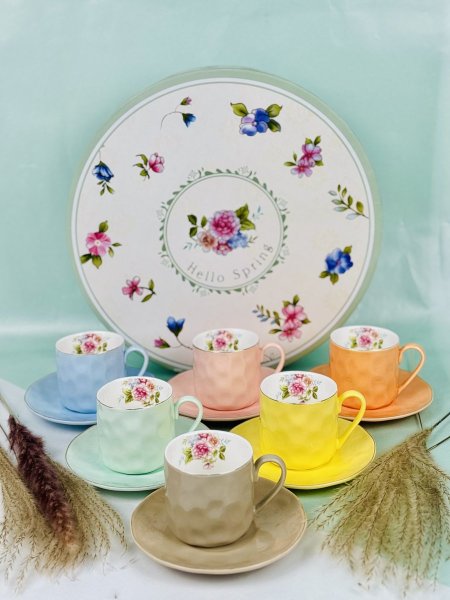 مج بورسلان مذهب ملون كبير مع صحن