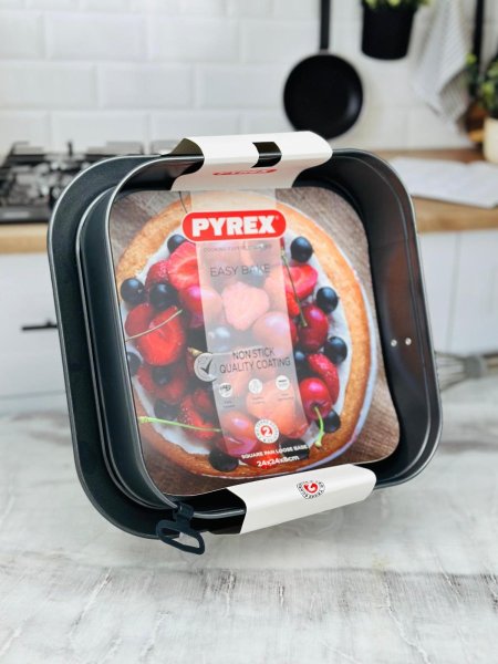 قالب تشيز كيك مربع PYREX فرنسي