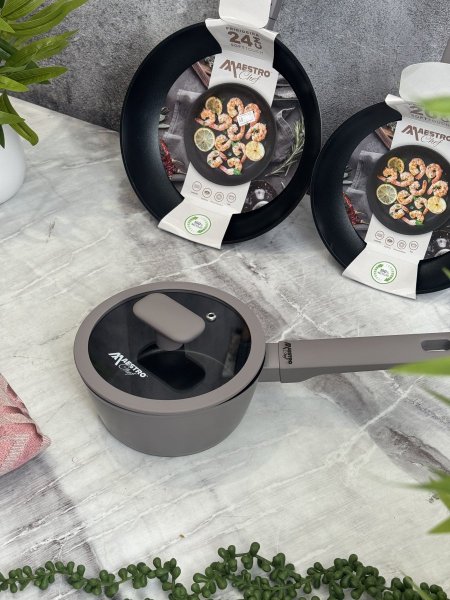 كسرولة جرانيت مع يد طويلة maestro chef 28CM