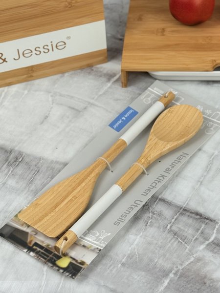 طقم مغرفتين خشب ابيض او ازرق  (مجوّفة ومسطّحة) TESSIE & JESSIE