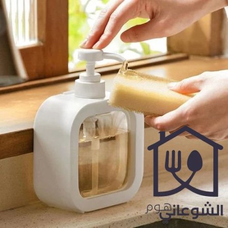 مصبنة بلاستيك ضغط ابيض/ اسود