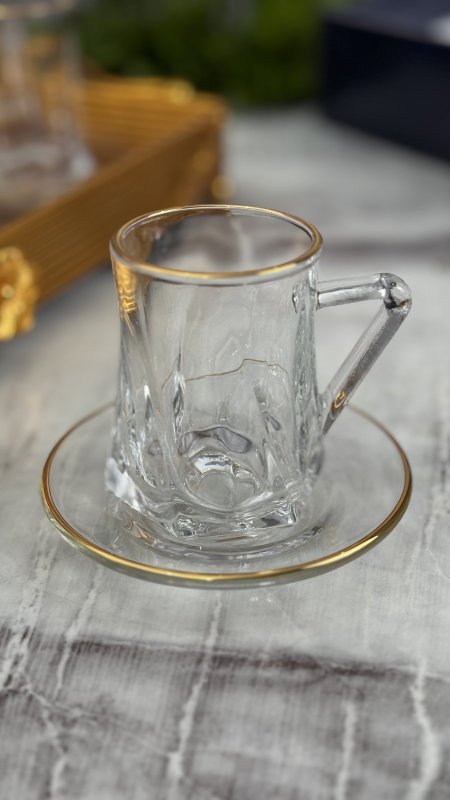 طقم 6 كاسات / فناجين قهوة مع صحون زجاج مع حز ذهبي