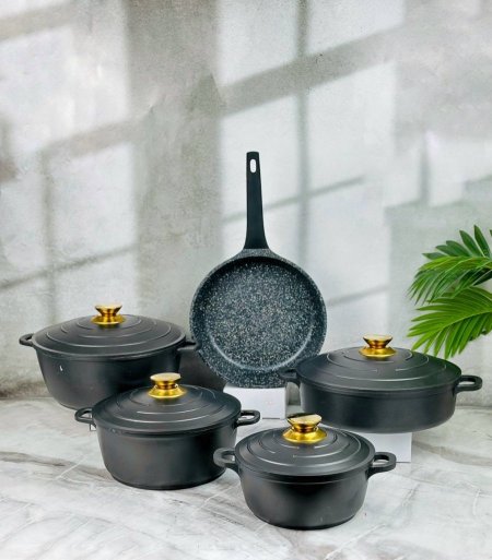 طقم طناجر اسود صب يد ذهبية 5 قطع